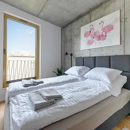 T8- Tetmajera Guest house *