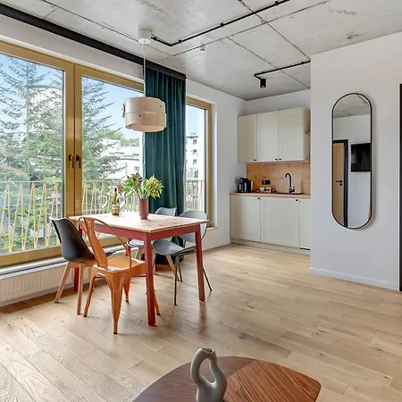 Penzion T8- Tetmajera 4*