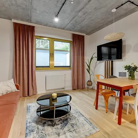 T8- Tetmajera Guest house
