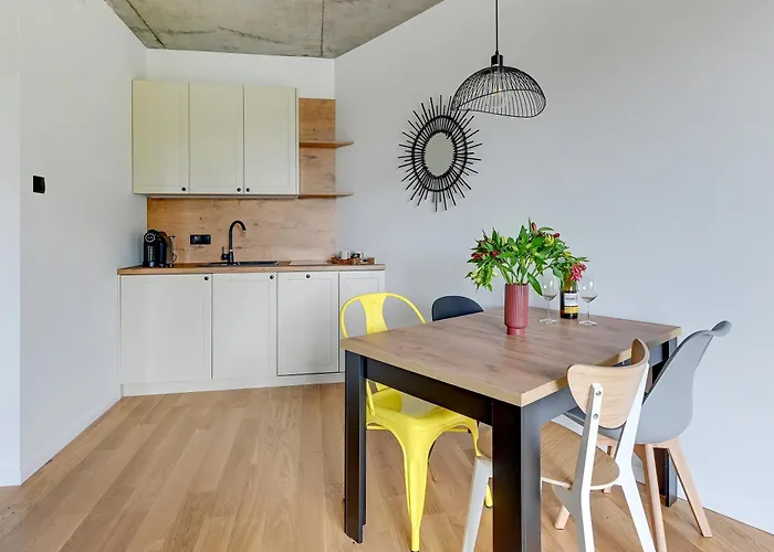 T8- Tetmajera 招待所 4*