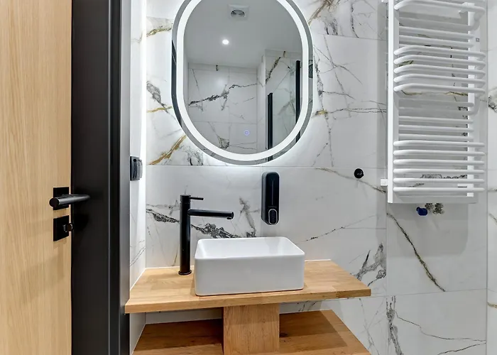 T8- Tetmajera 招待所